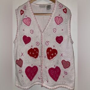 White Stag 12-14 Large Valentine’s Vest. White Hand Wash,Flat to Dry, Pretty.